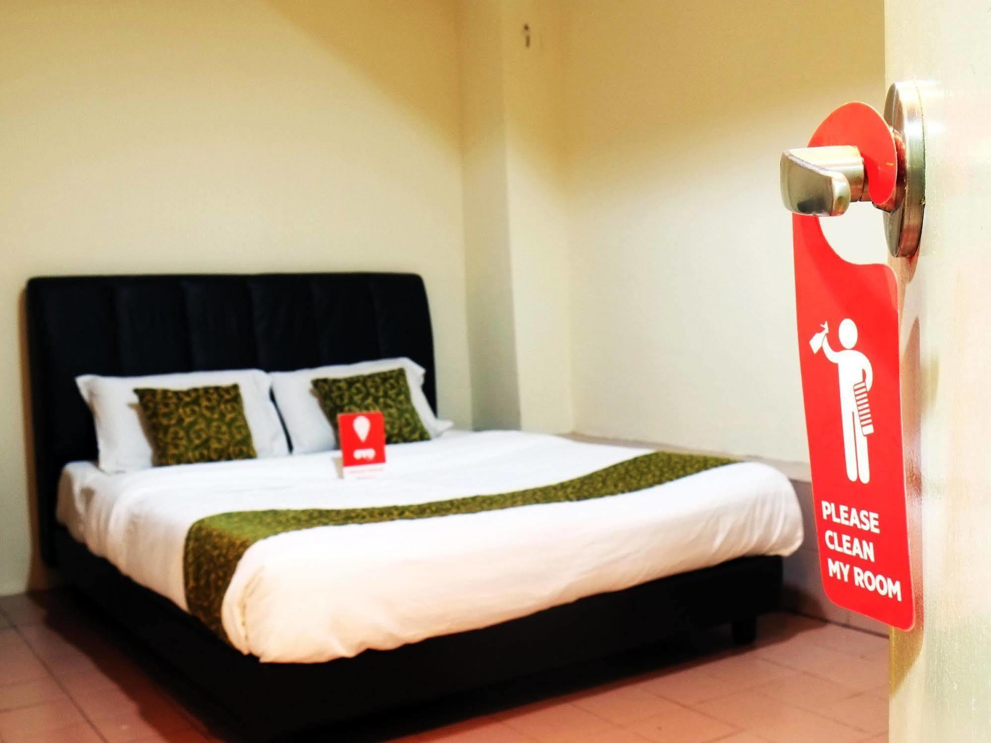 Hotel Surya Palace กัวลาลัมเปอร์ ภายนอก รูปภาพ