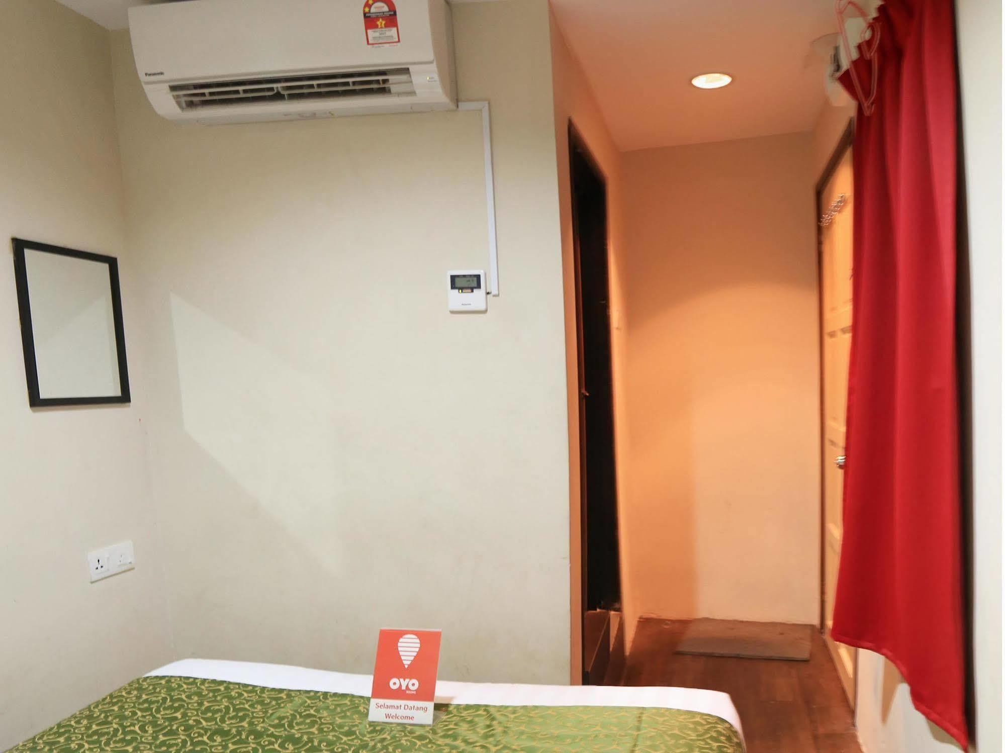 Hotel Surya Palace กัวลาลัมเปอร์ ภายนอก รูปภาพ